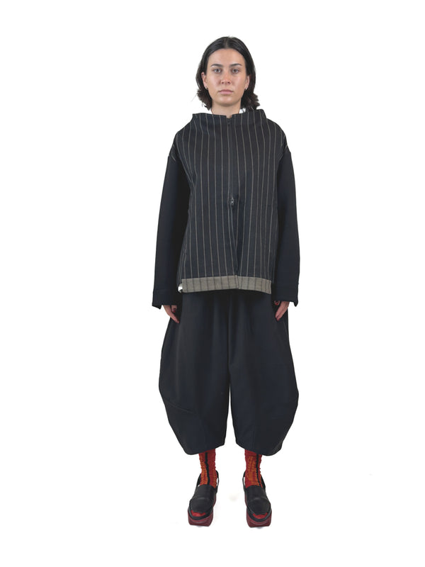 253 655 Black Jacket