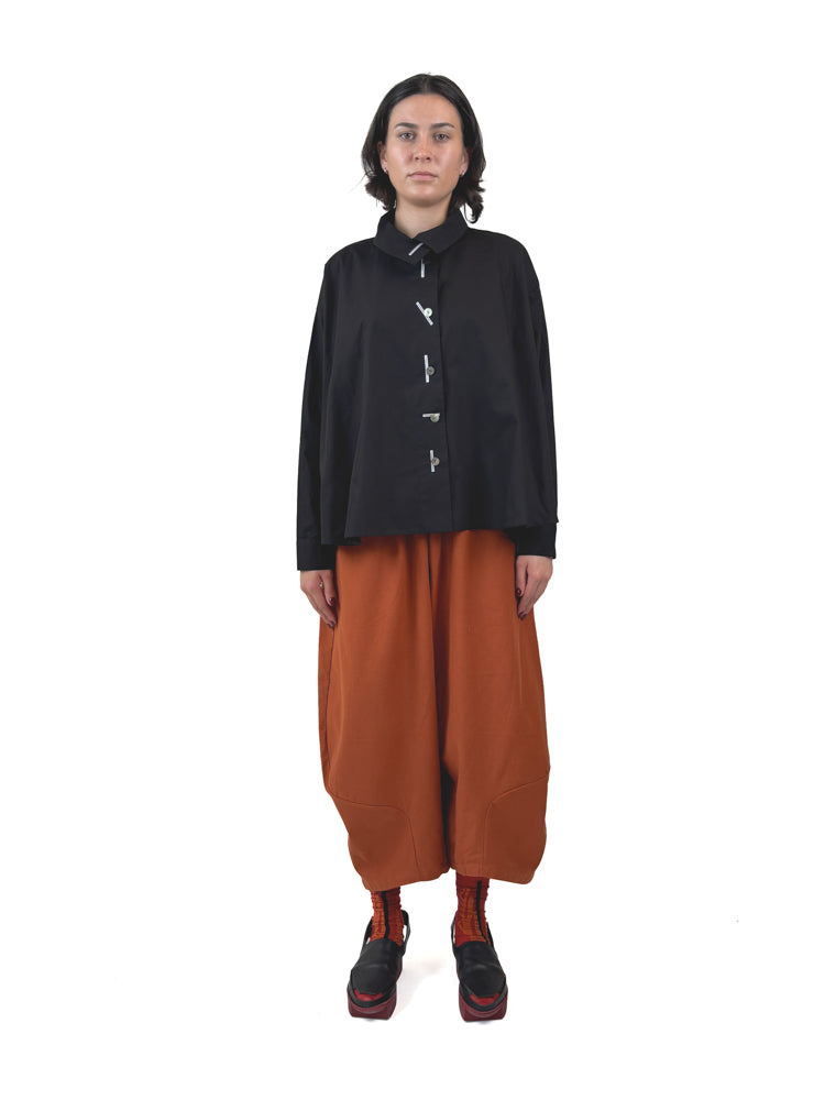 253 420 Black | White Shirt