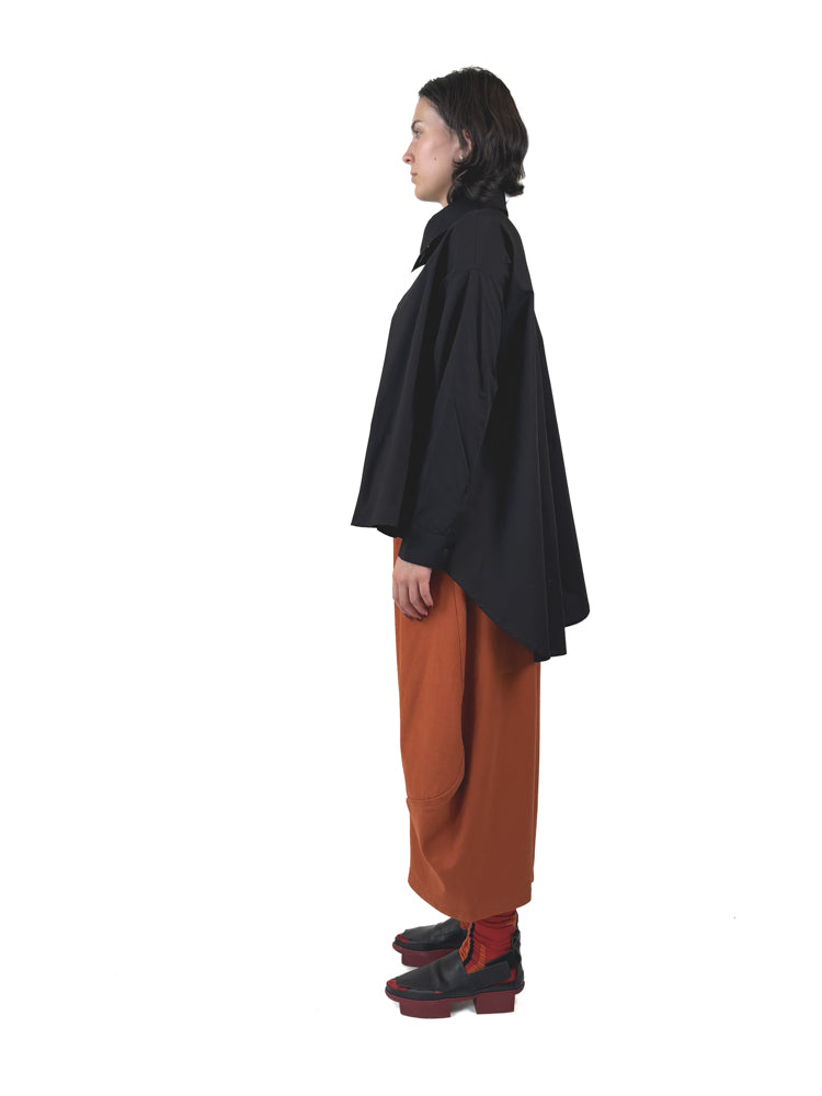 253 420 Black | White Shirt