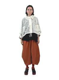 253 647 White Poncho