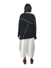 253 309 Black Jumper