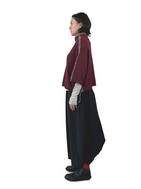 253 311 Red | Grey Crop