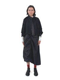 253 647 Black Poncho