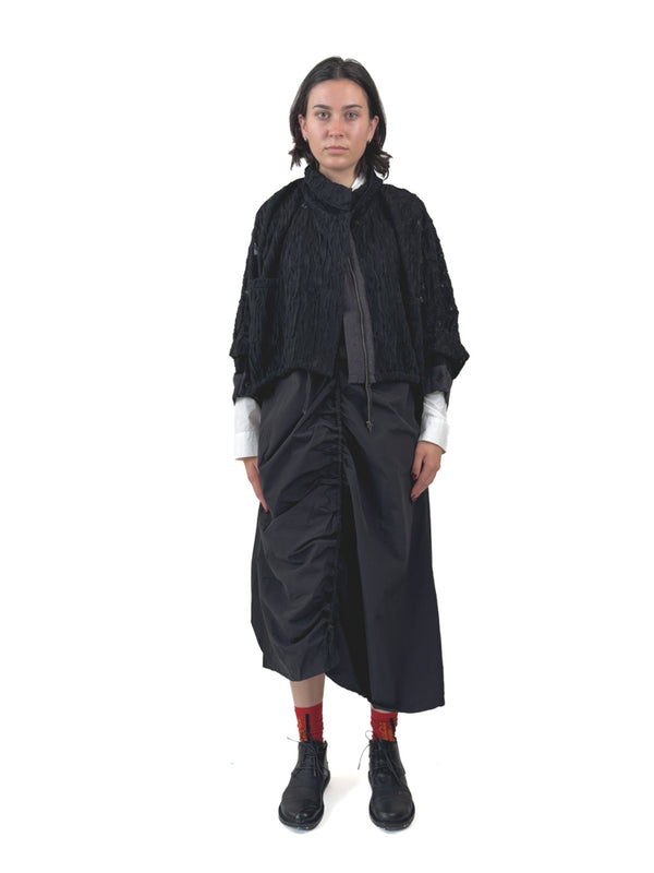 253 647 Black Poncho