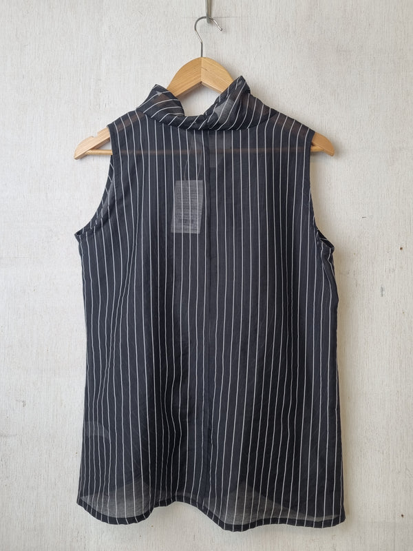 Summer Black Ivory Top