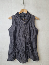 Summer Black Obsidian Top