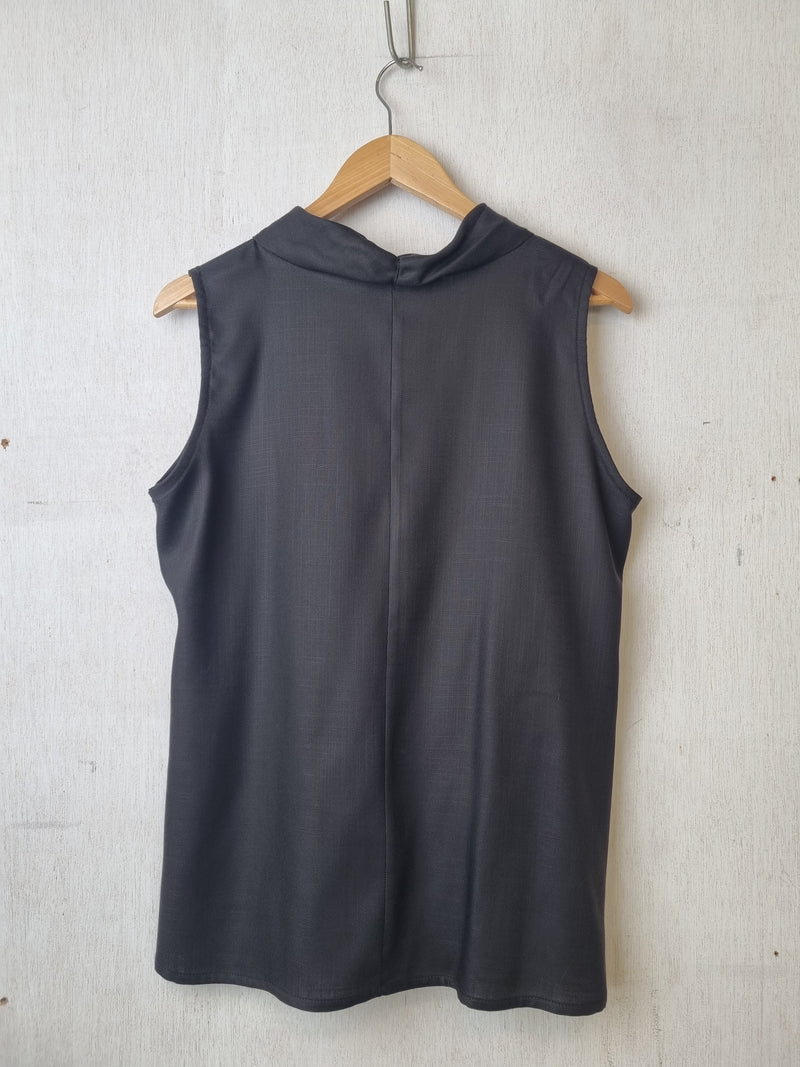 Summer Black Eclipse Linen Top