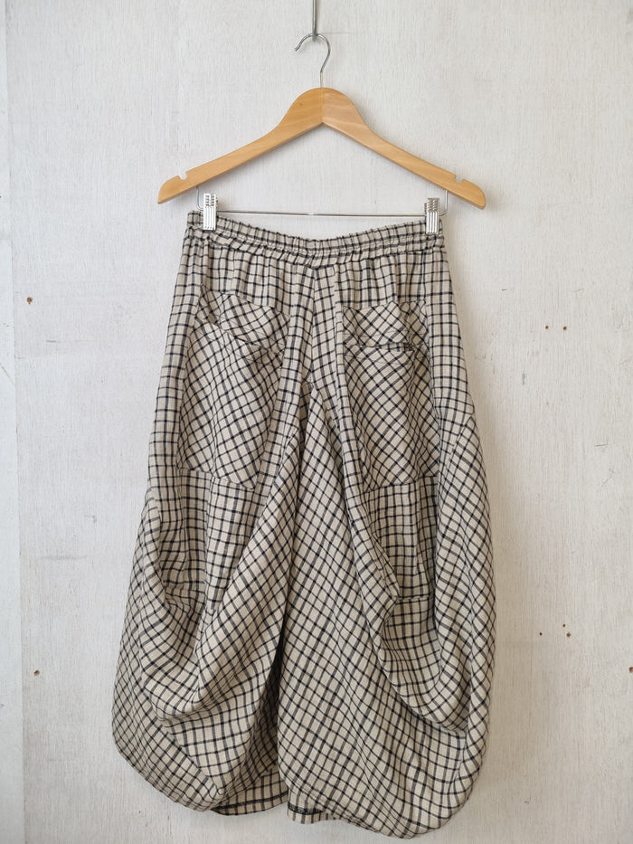 Avery Skirt Black Check