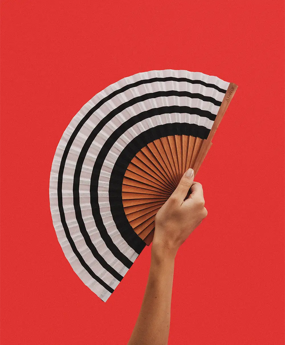 Serenity 42cm Fan