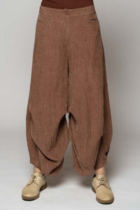Ember Walnut Tuck Pant