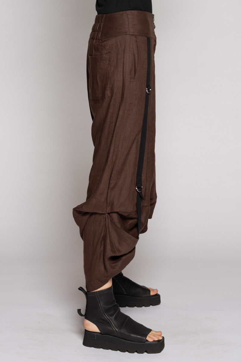 Strata Tuck Pants Truffle