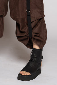 Strata Tuck Pants Truffle