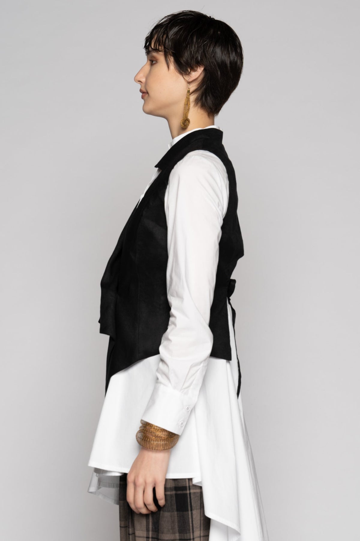 Chromate Vest Black