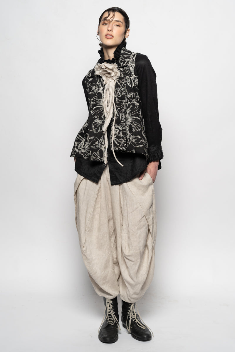Sazanka Black Vest