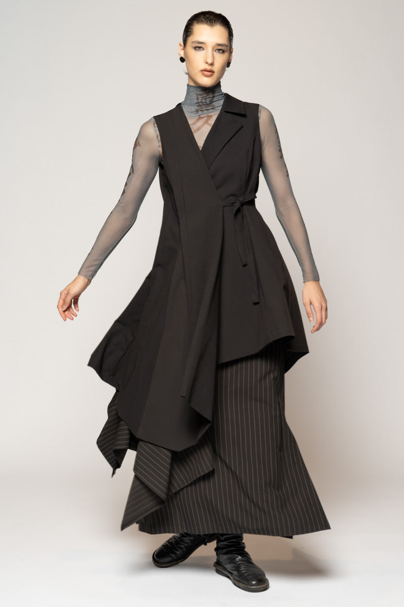 Kusa Long Black Vest