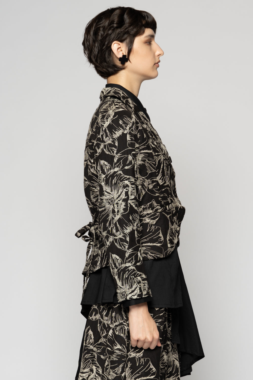 Sazanka Black Jacket