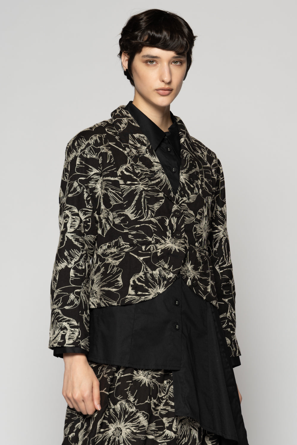Sazanka Black Jacket