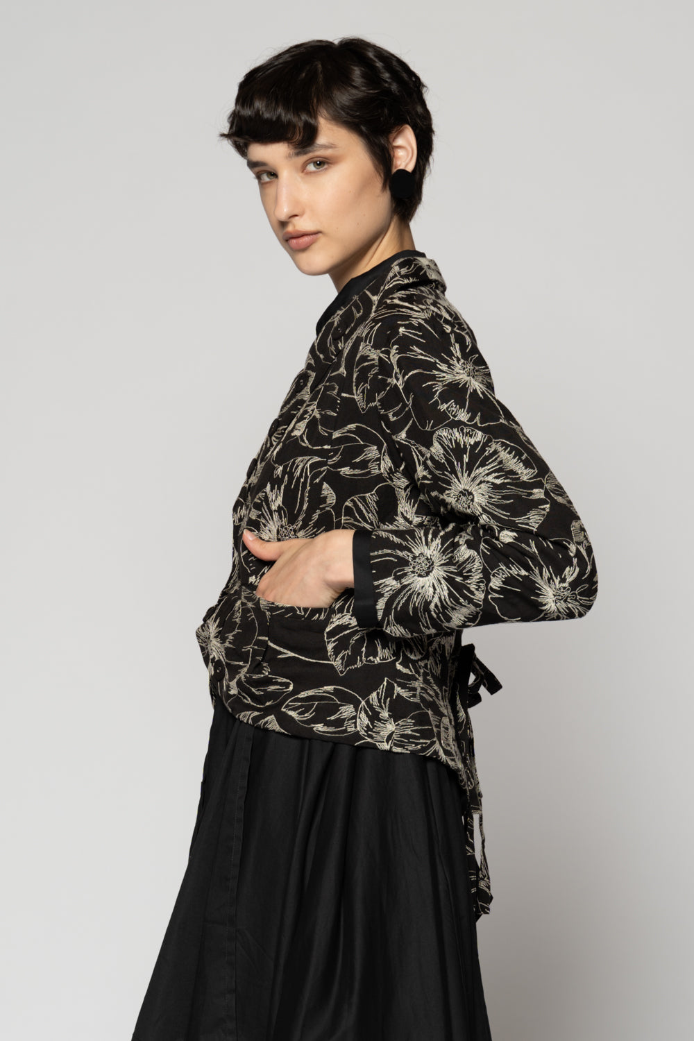 Sazanka Black Jacket