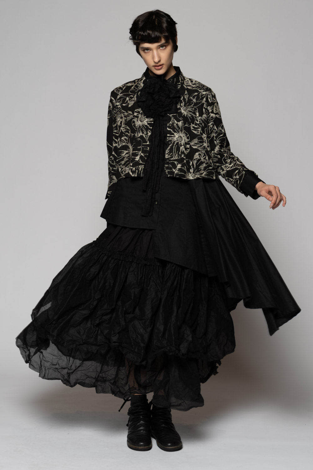 Sazanka Black Short Jacket