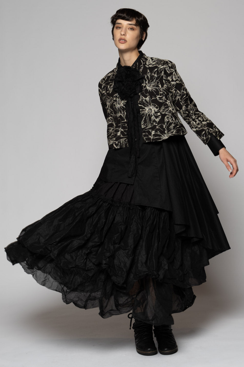 Sazanka Black Short Jacket