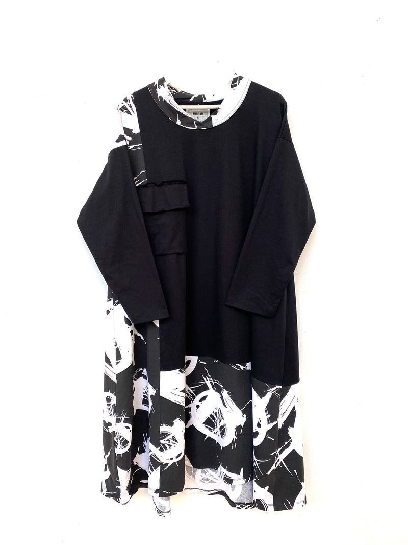 Panel Dress in Black/White - BB2237