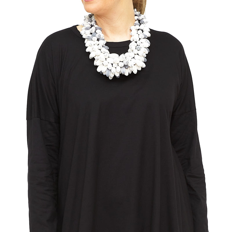 Grappe Black Pearl Necklace