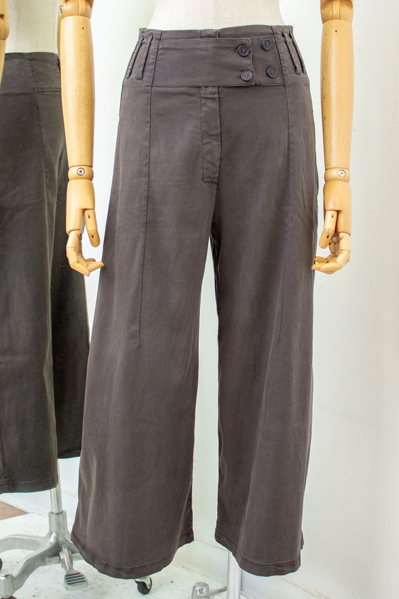 LB22-224 Tab Front Trousers - Iron