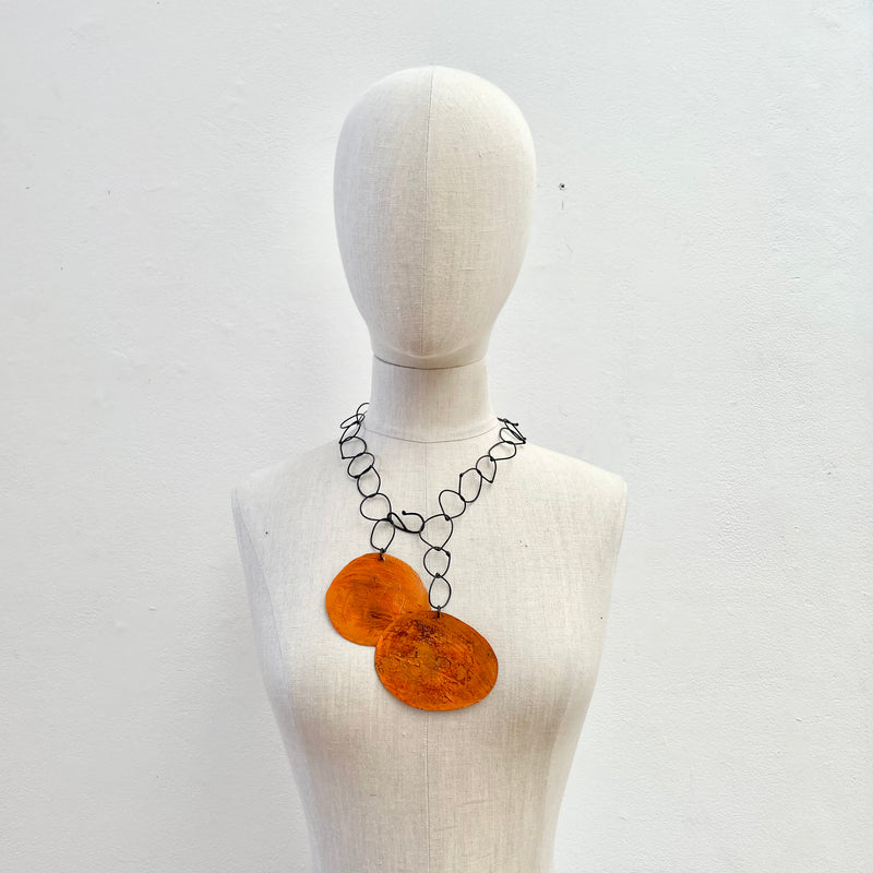 Dora Haralambaki, HD7-Oxi-orange oval circle chain necklace - Tiffany Treloar