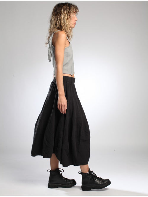 LB23-530 Skirt in Black