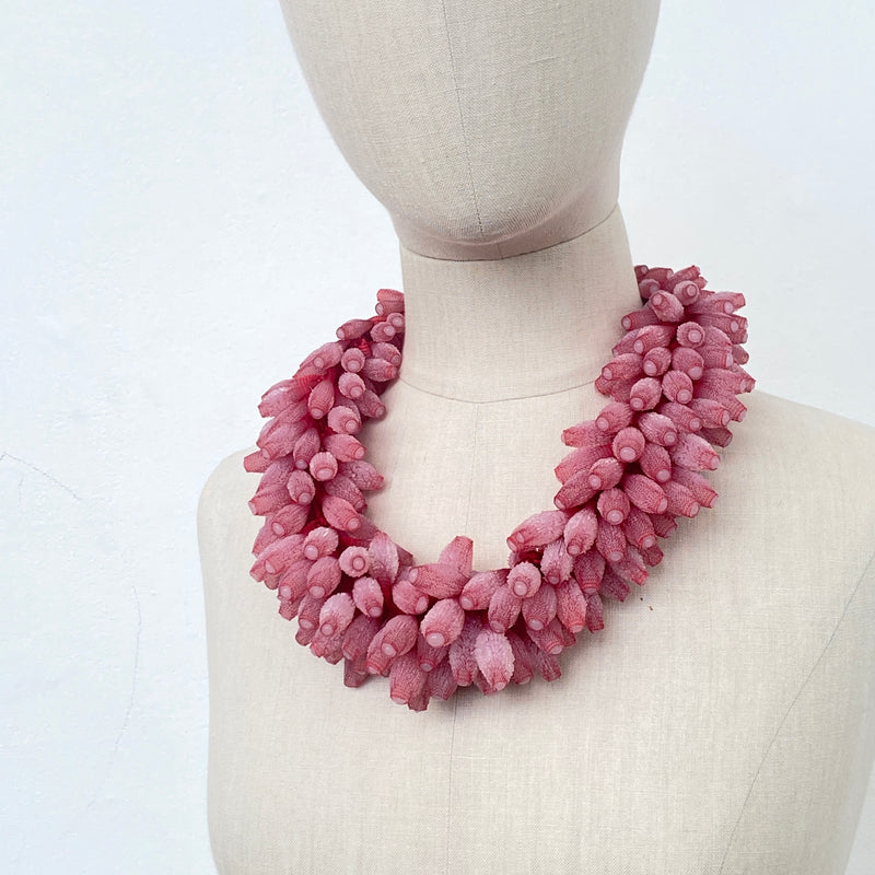 Grappe Red Transparent Necklace